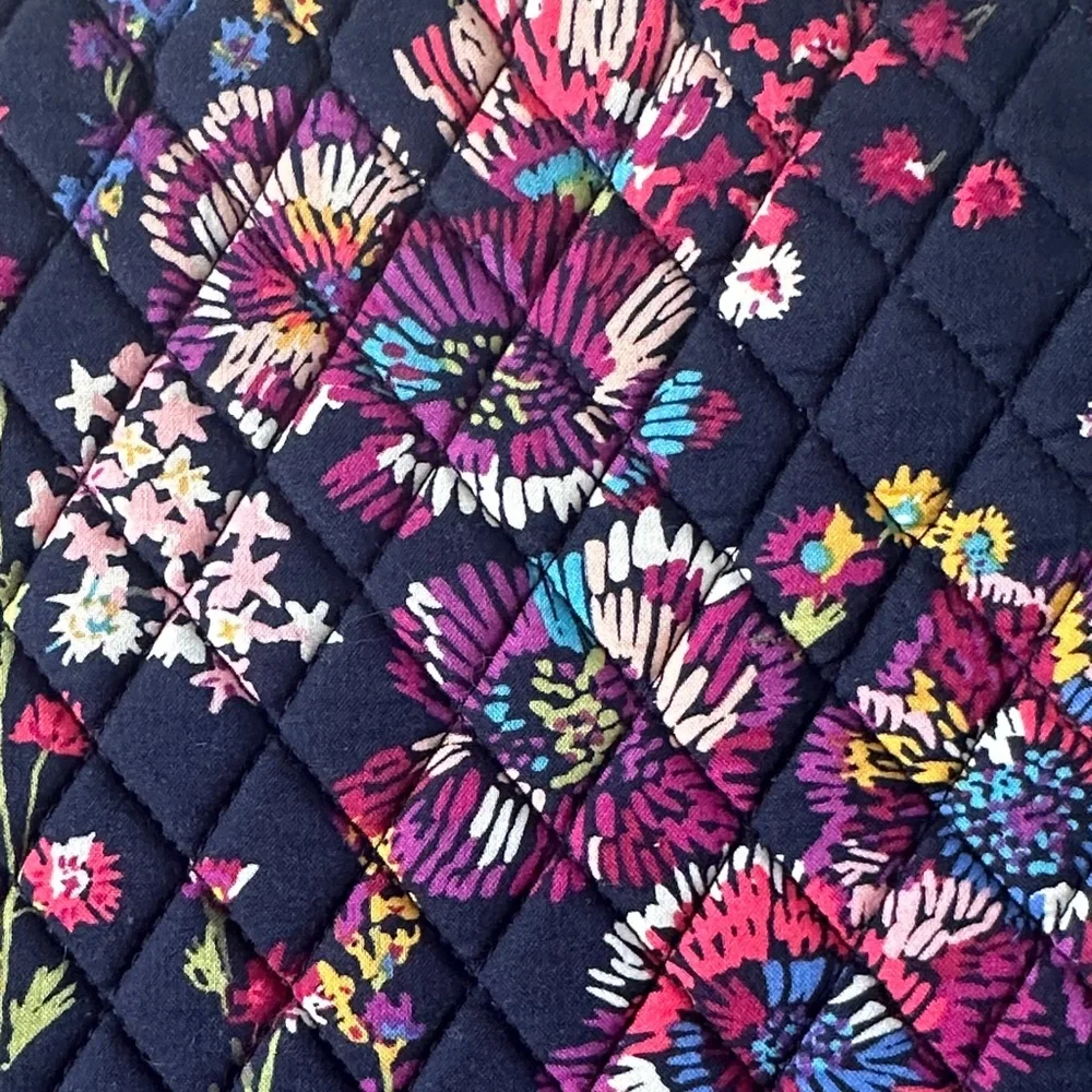 Vera Bradley Midnight Flowers Quilted Floral Zipper Tablet Sleeve